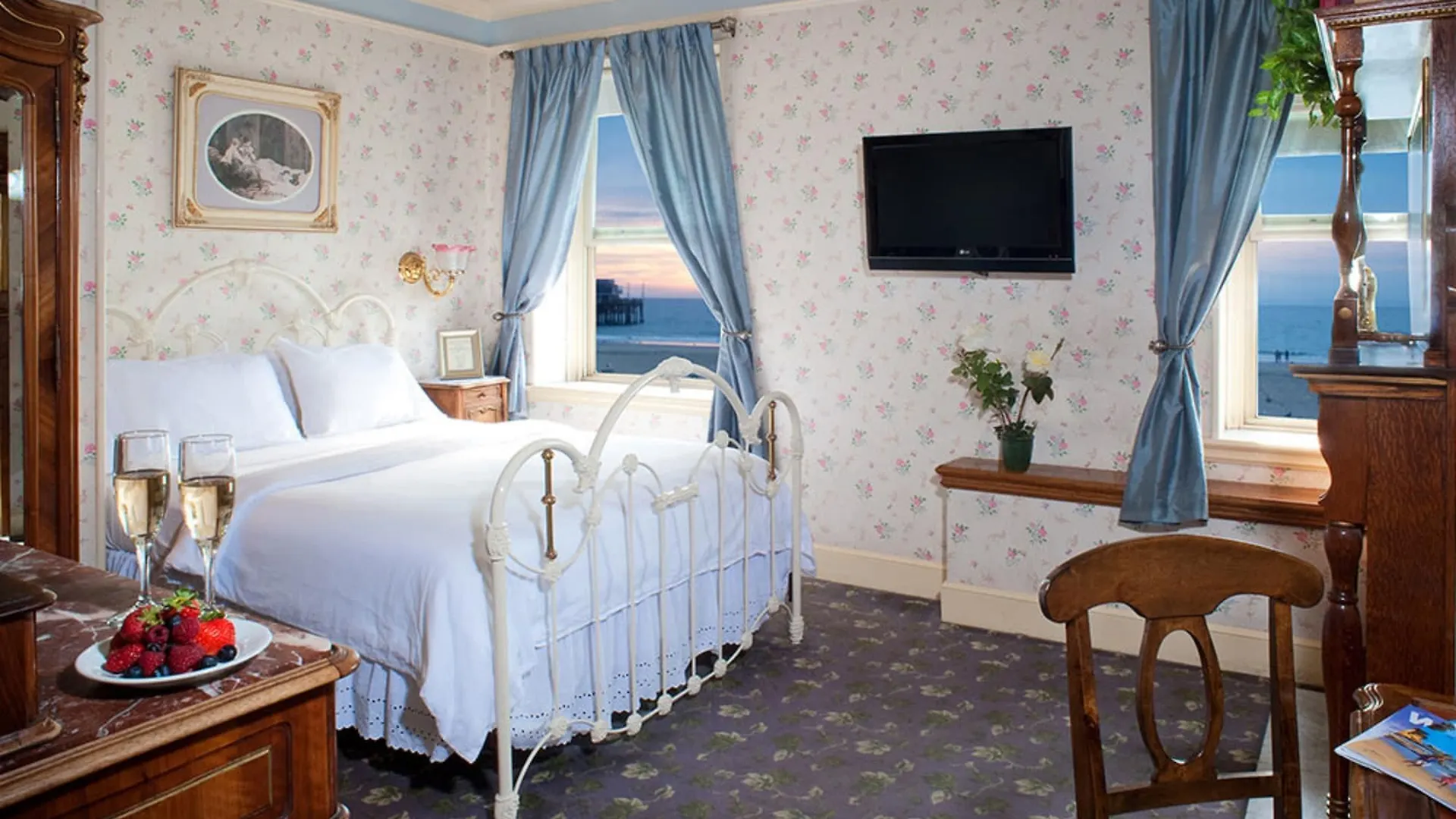 Doryman'S Oceanfront Inn Newport Beach